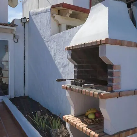 Remos With Beachfront Views Private Heated Pool Fast Wifi Bbq By Amazzzing Travel La Oliva