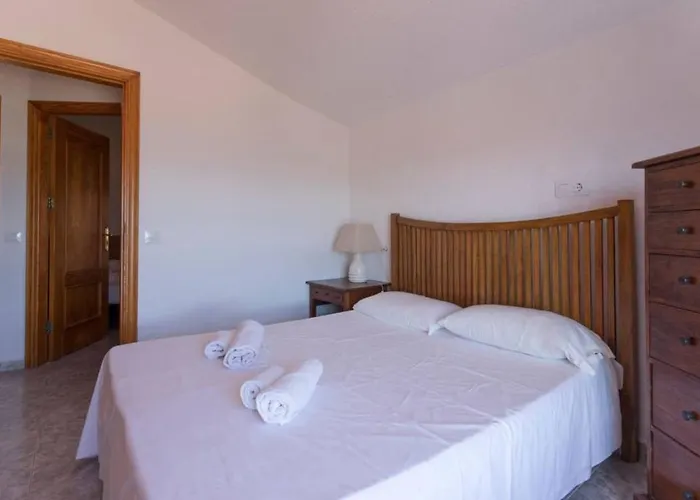 Remos With Private Heated Pool, Bbq & Wifi *