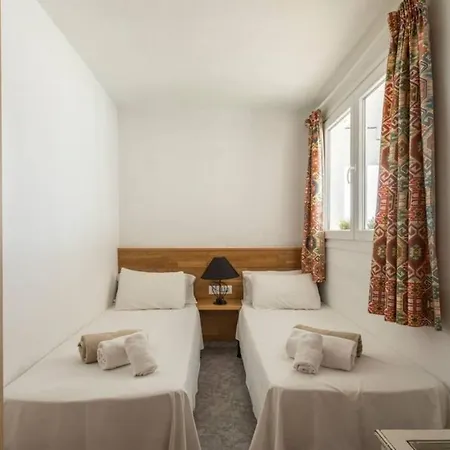 Beachfront Remos: Lobos Island View & Private Pool Villa Corralejo