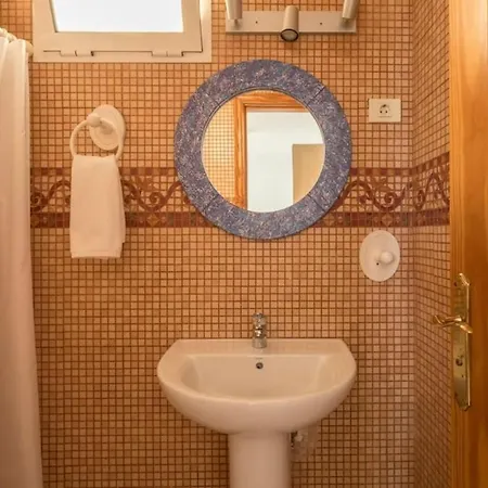 Villa Remos With Private Heated Pool, Bbq & Wifi 科拉雷侯