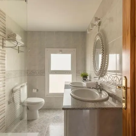 Corralejo Beachfront Villa Remos With Private Heated Pool, Bbq & Fast Wifi By Amazzzing Travel Villa Corralejo