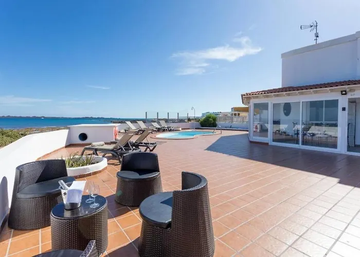 Villa Remos With Beachfront Views Private Heated Pool Fast Wifi Bbq By Amazzzing Travel *